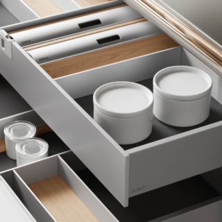 Less Rain Siematic Inside Drawers Pullouts 06